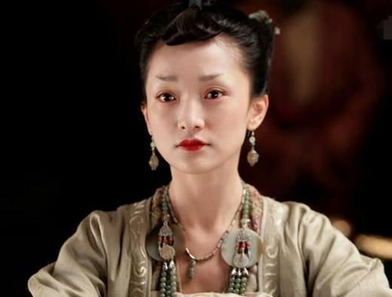 24岁拿下影后,40岁才遇到爱情,如今因工作太忙,44岁还没生孩子|周迅