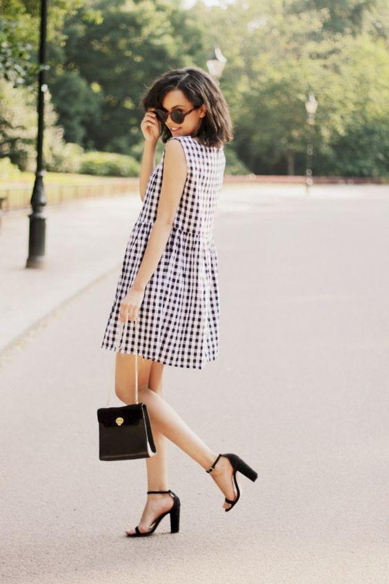 无袖连衣裙如何搭配鞋子?引领春夏的时尚品味朝这看!