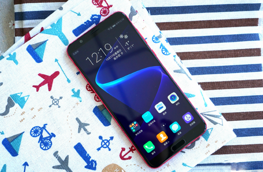 你不买,我再降!全面屏 麒麟970 22w快充,仅1999元