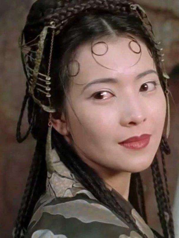 55岁靓绝五台山春十三娘猝死倒卧屋内 尸体发臭才被发现