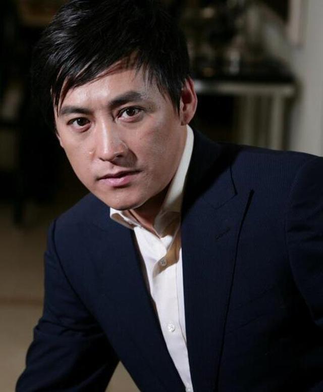 认真演戏低调幸福他是法海也是吴刚谁问这样的演员谁不喜欢