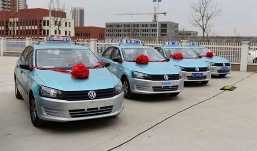 毕竟,现在连天津的出租车都不用天津一汽了.