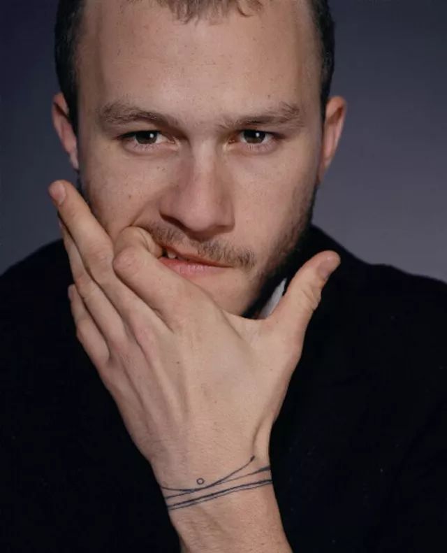 希斯·莱杰(heath ledger,1979年4月4日-2008年1月22日),出生于