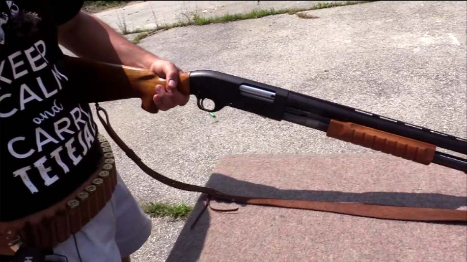 最简单最经典的霰弹枪,绰号"喷子"近距离作战优势大 威力强!