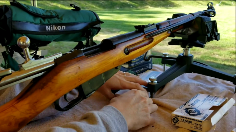 崭新的莫辛纳甘m44卡宾枪,靶场射击测试 细听它清脆的拉栓声音