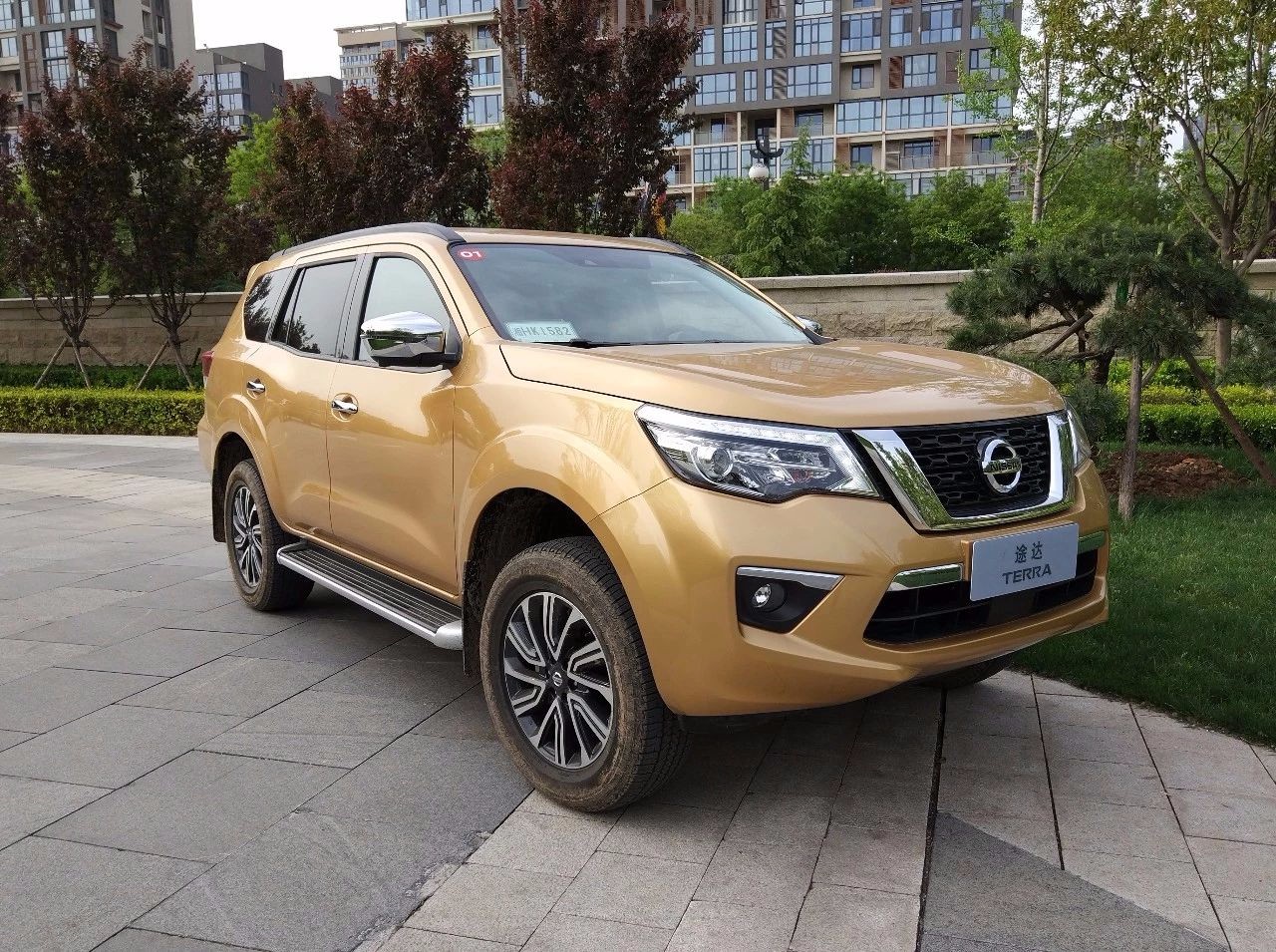 普拉多太贵?这台日系硬派suv也很棒!才卖20多万!