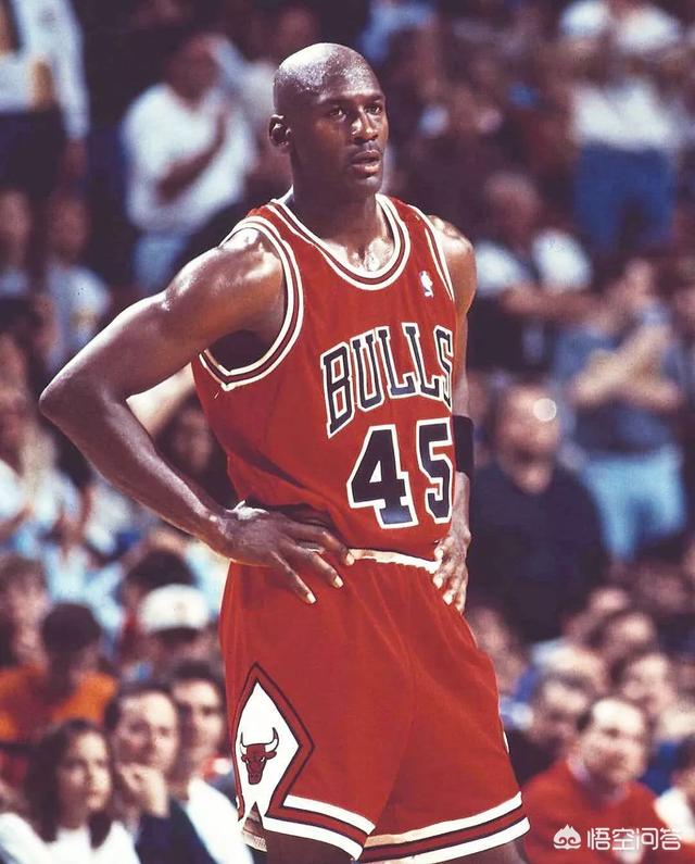 乔丹在校三年场均17.7分,为什么一上nba就28.8分了?