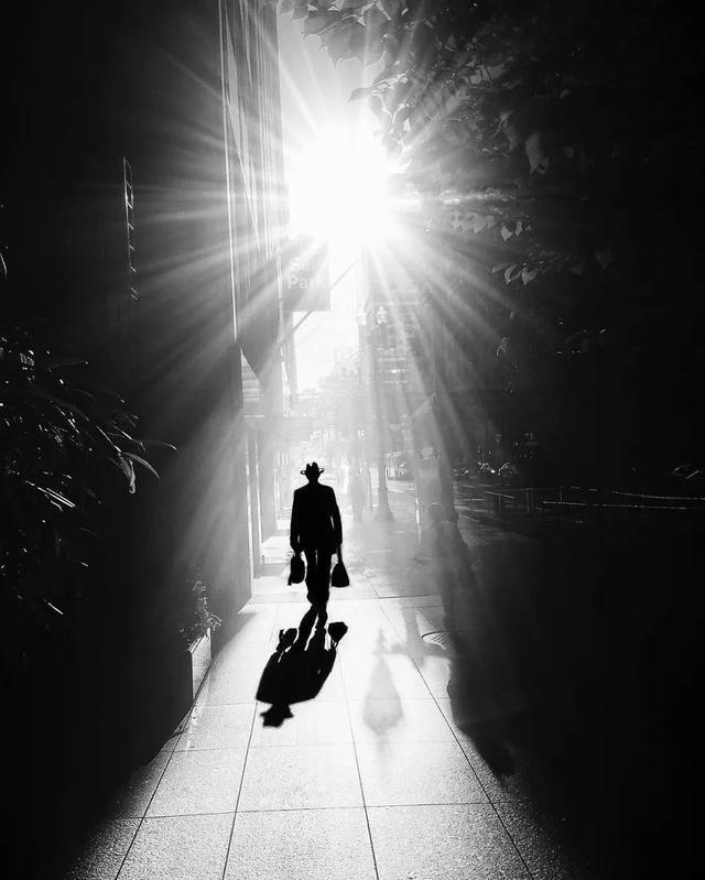 黑白照片的美,是无法用言语来形容的