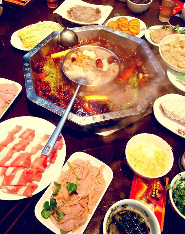 这6道菜吃火锅必涮少点一道这顿火锅都算没吃好你也一样吗