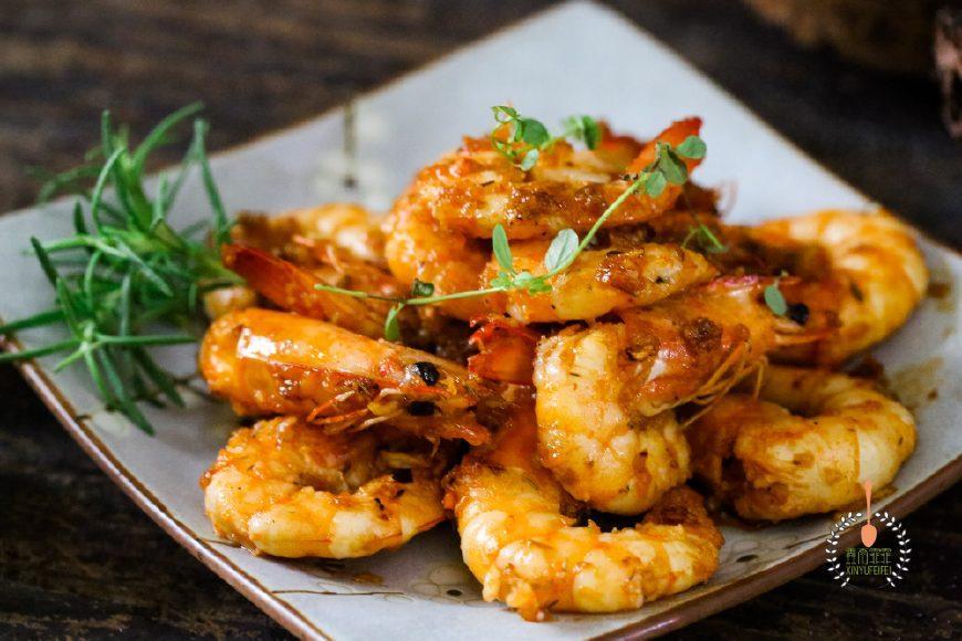 海虾的最简单吃法,不用油和调料,1分钟搞定,做法超级简单