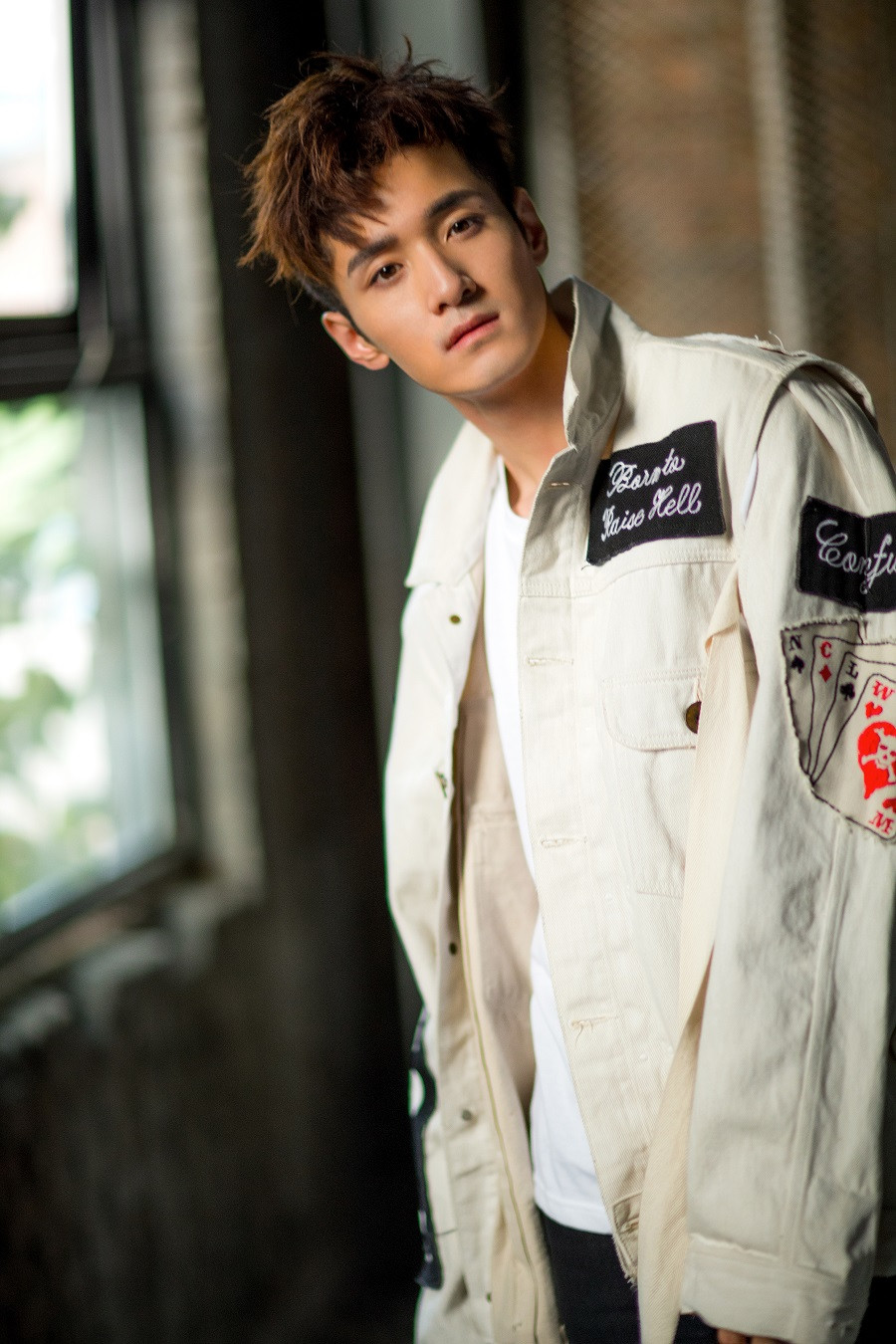 何奉天男友风写真曝光 戏里戏外暖力十足