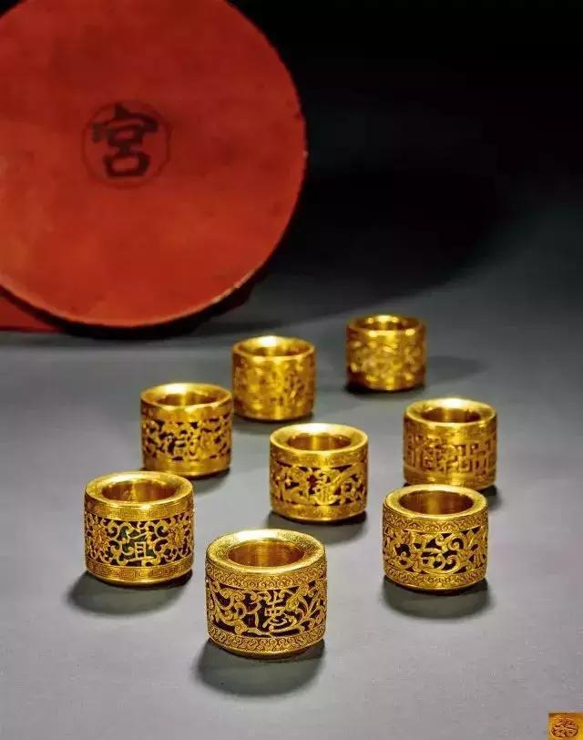 没有大金链子小手表,古代人靠什么装“社会人”?|翡翠|扳指|白玉_新浪新闻
