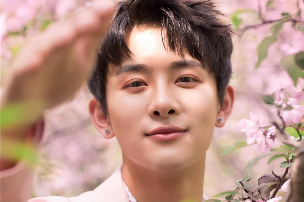 zero-g蒙恩再演古装剧 粉丝:期待"南晋谢三公子"|将夜|蒙恩|公子_新浪