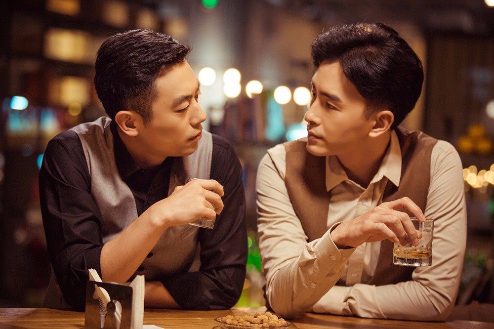 马鸣执导,陆文杰编剧,朱亚文,郑元畅,李佳航领衔主演的电视剧《合伙人