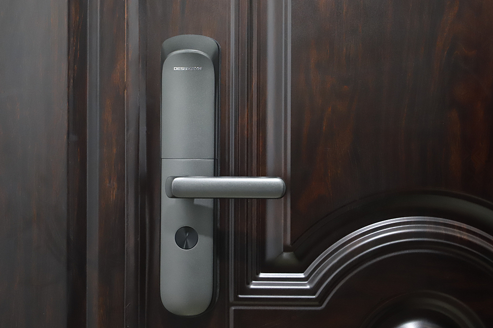 理想的家,智能"嘀"锁——德施曼小嘀智能指纹锁t82