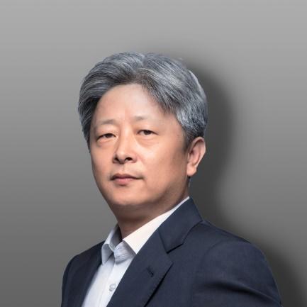 将"以人为本"演绎到极致的华人运通,如何打好精英团队这张王牌