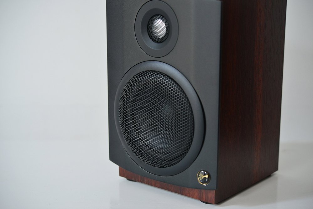 澎湃低频体验 惠威m-80w有源2.1音响图赏