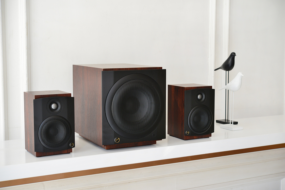 澎湃低频体验 惠威m-80w有源2.1音响图赏