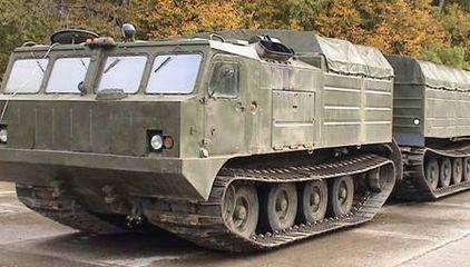 为什么履带式装甲车正在逐步被轮式装甲车取代轮式有什么优点