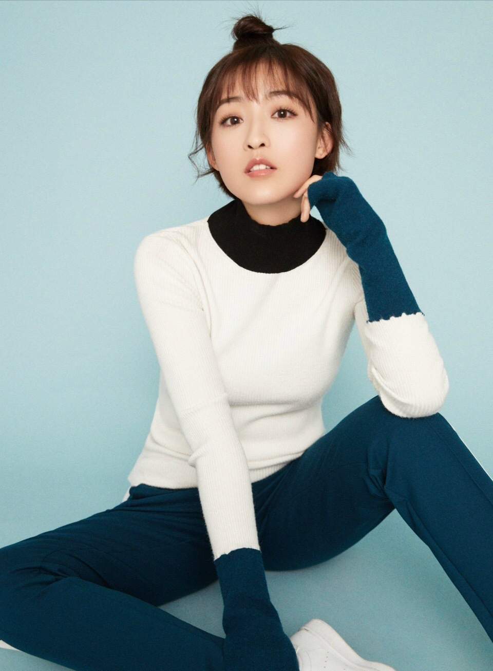 央视体育美女主持人杨茗茗,太过精致的五官,兼具美貌与幽默|央视|杨茗