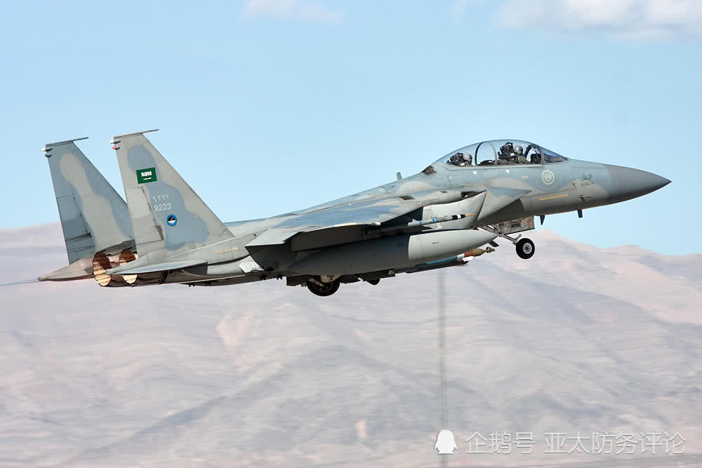 装备f15战斗机实力最强的不是美国空军 也不是空自 而是这一国
