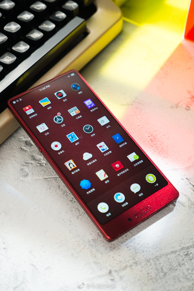 又漂亮的不像实力派了!@锤子科技 @罗永浩 @坚果手机