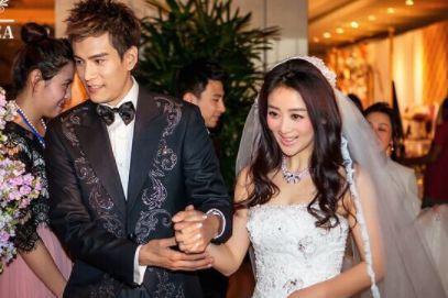 她是杜冰雁事业巅峰嫁自己老师再婚被宠成公主