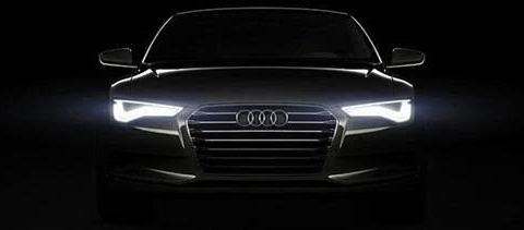 原车大灯日益老化，怎样处理才能够不让自己成为“睁眼瞎”？