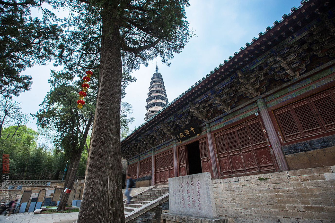 山东灵岩寺40尊彩塑像,被称为天下一绝,一尊铁胎塑像成未解之谜