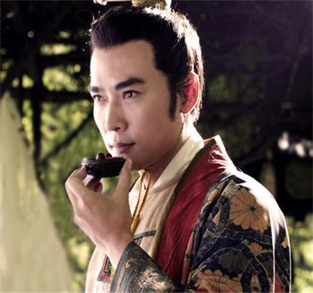 主动要求被绿,结果还被绿自己的人杀了,这个崔湜奇葩中的奇葩.