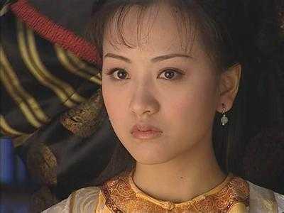 之后,康熙帝又频繁地宠幸了她,使她又生下了两个女儿,即和硕温恪公主