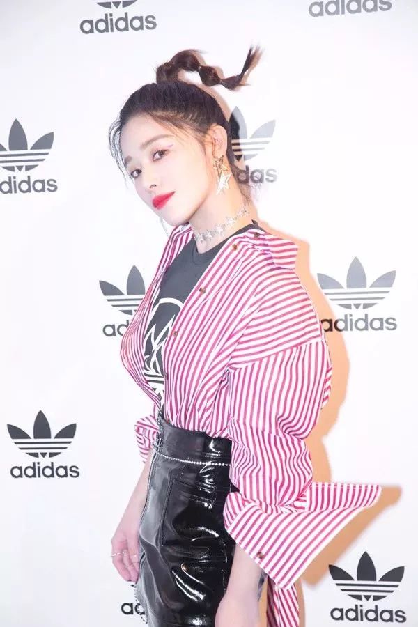 倪妮|菠萝|葡萄串_新浪新闻