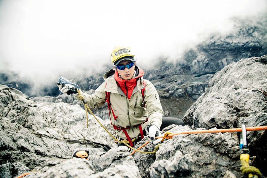 窦骁挑战查亚峰崖壁上最有趣的灵魂
