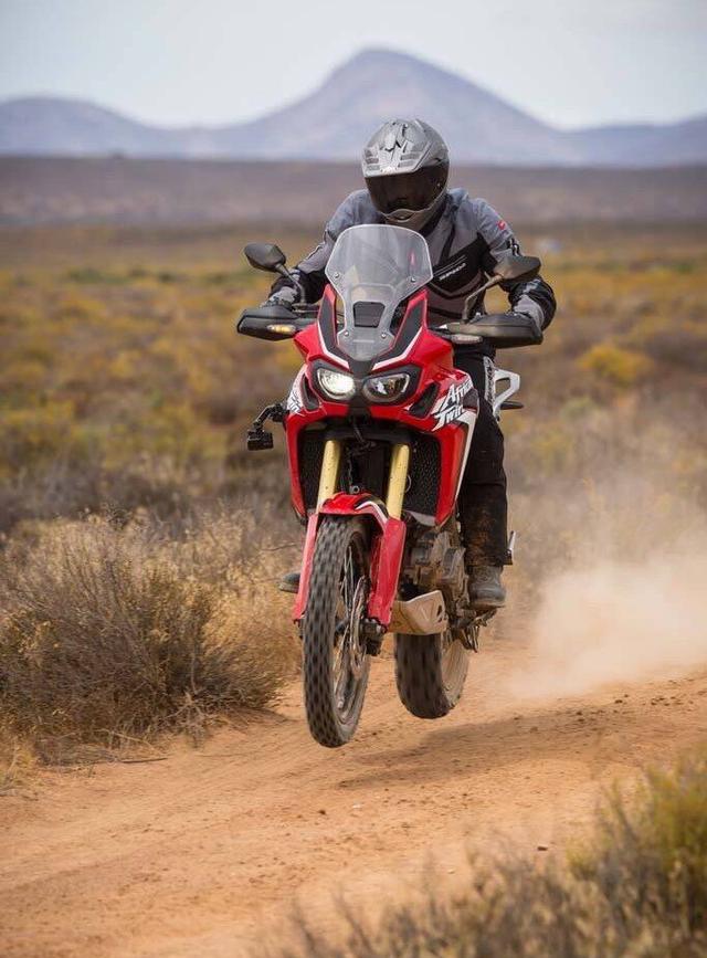 霸道老师梅开二度,圆梦公升级本田非洲双缸!