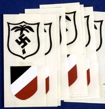 罕见的金属盔徽(主要用于非洲军布质凉盔).