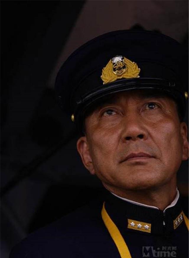 在全面侵华之际,有一位将军曾经极力反对,最终被部下害死