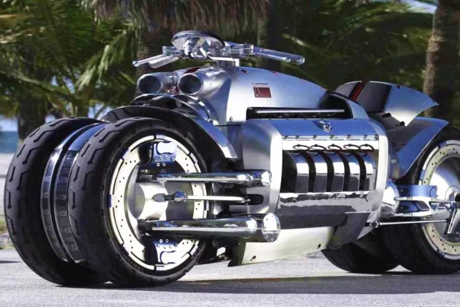 排量比大公交还大!盘点十款罕见的奇葩大摩托-新浪汽车