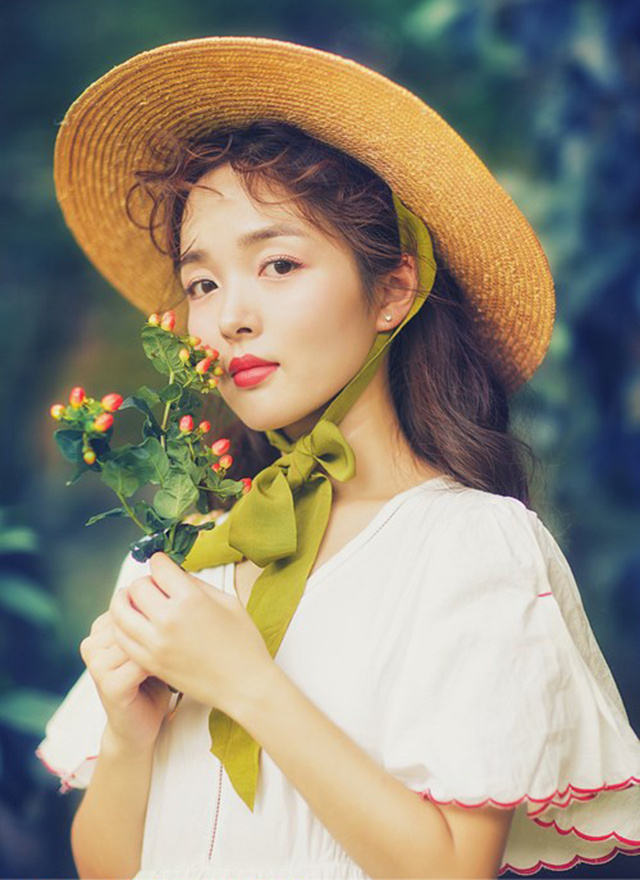 空灵气质水瓶座美女柔美朦胧感写真@微相册 @写真博主