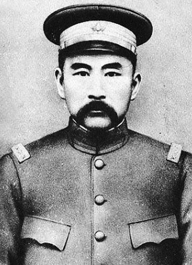 张勋因誓死效忠清朝死后获封诸葛亮相同谥号众人表示不服