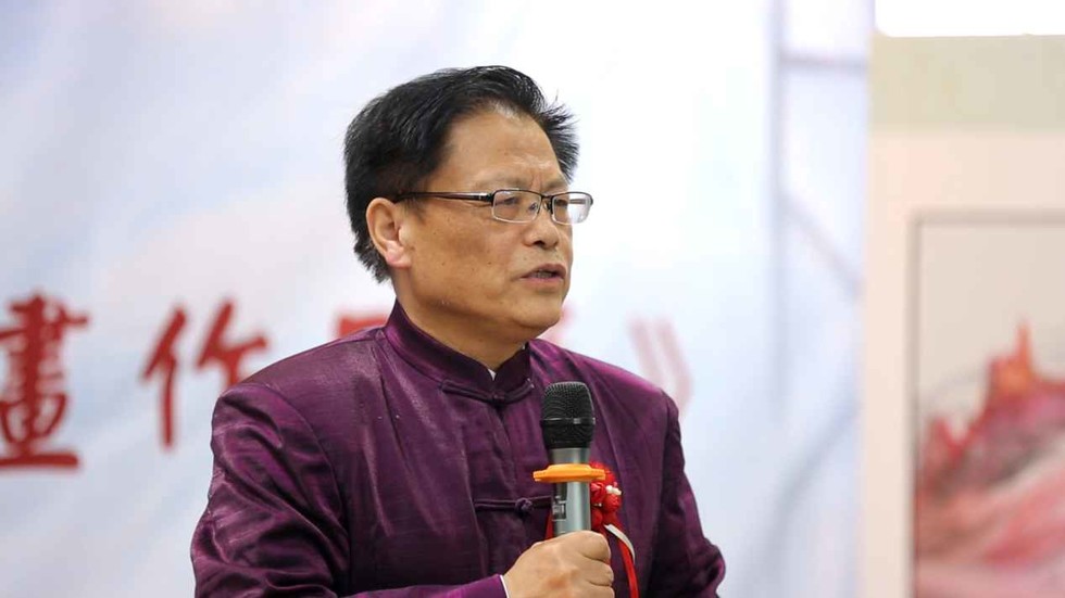 《冯国亮书画作品选》在青岛新华书店新书首发