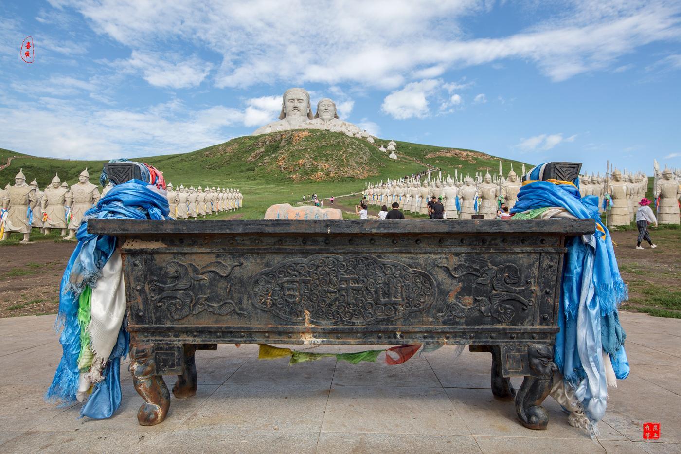 可汗山上那群远去的苍狼