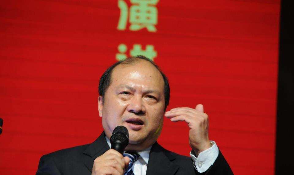 董事长顾仁,无锡四方集团有限公司董事长茆林凤,中南资本董事长邱泽勇