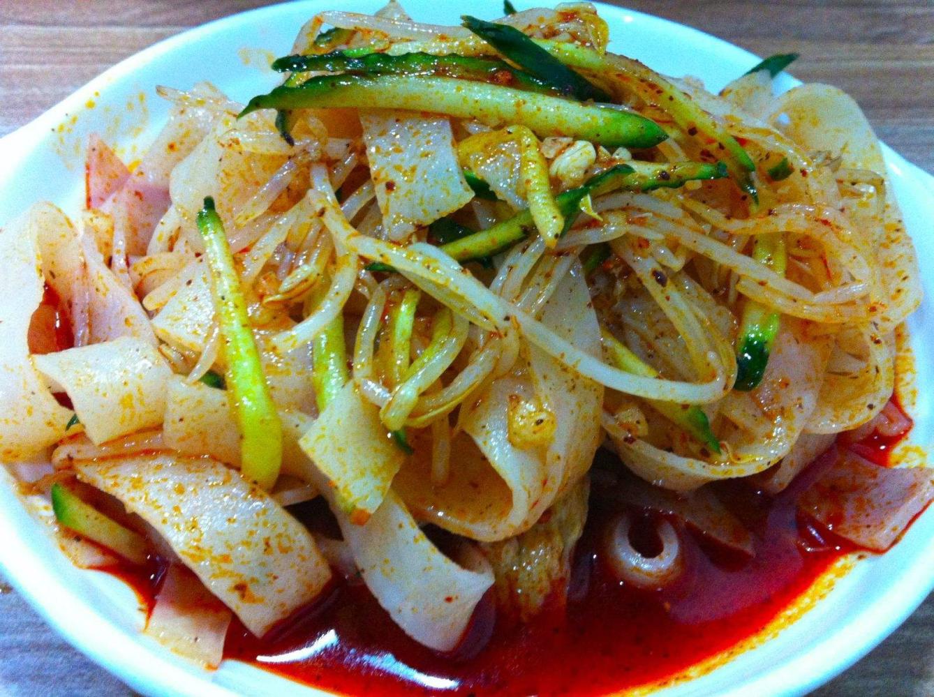 夏天来了教你一种懒人版凉皮做法, 香辣过瘾