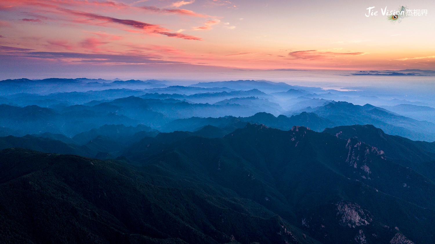 飞越古时皇家风水禁地观日出看云海犹如仙境