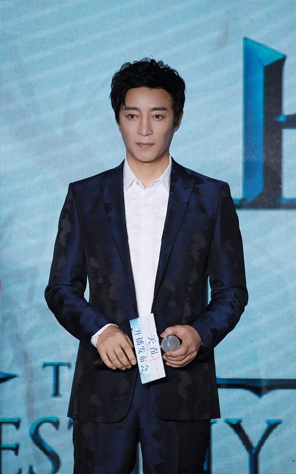 何中华亮相《天乩之白蛇传说 》发布会 自曝白帝最爱"护犊子"