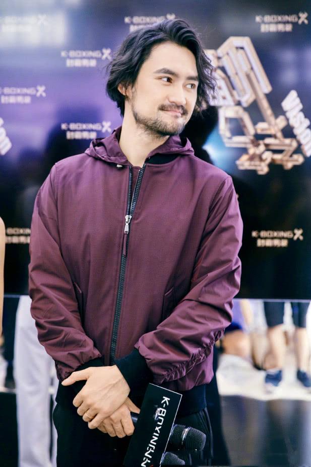 袁弘这是受啥刺激了,头发一卷变沧桑大叔,简直颠覆我想象!