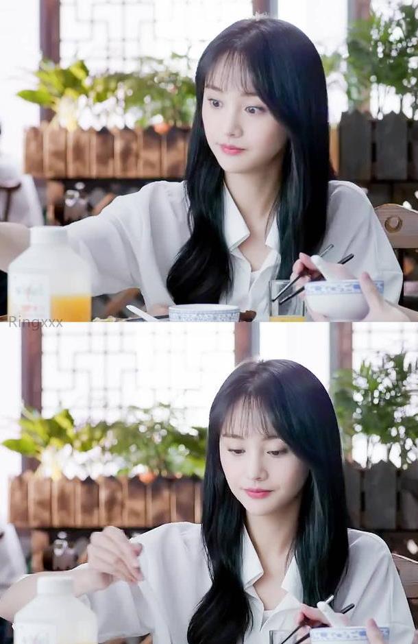 看到郑爽吃的东西,网友才明白她暴瘦的原因