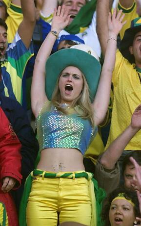 近20年世界杯第一女神仍然是罗纳尔多前女友苏珊娜