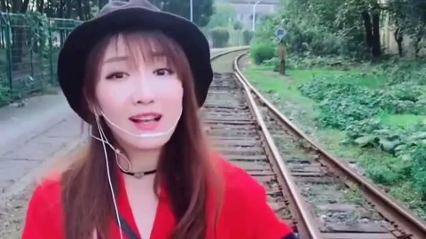 乔杉唱《都选C》这首歌真好听,也就听了几十遍