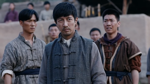 张鲁一佟丽娅《爱国者》第20集:宋烟桥解散游击队 群众热情挽留